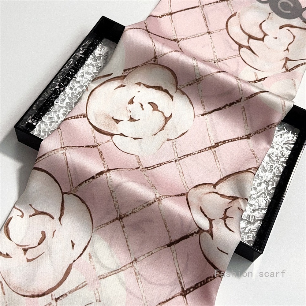 French Street Fashion - Francuski 90cm Plaid Rose Twill Silk